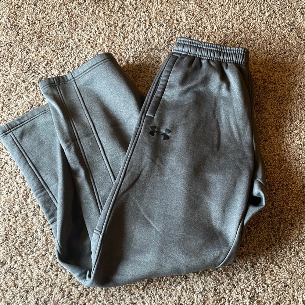 Mens Under Armor Sweatpants. Size Large.